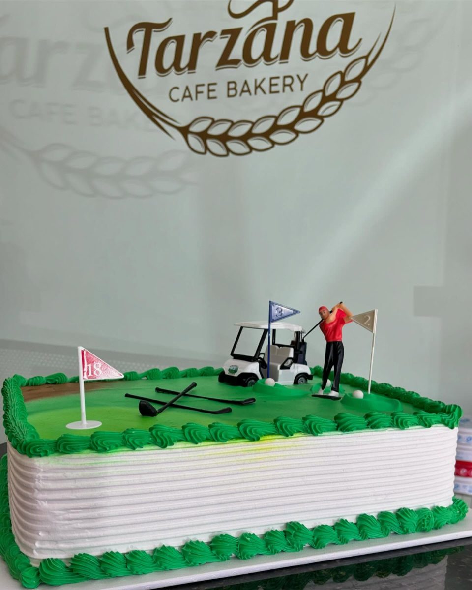 Golf Course Cake With Golfer Topper from Tarzana Bakery